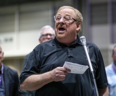 Rick Warren makes impassioned case to Southern Baptist messengers on women pastors