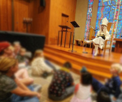 Historic Presbyterian church in San Franciso hosts all-ages 'Drag Queen Bible Story Hour'