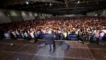 1,000 make decisions for Christ at Franklin Graham's London evangelism outreach