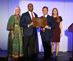 Presidential hopeful Tim Scott honored with Christian Statesman award: 'An obvious choice'