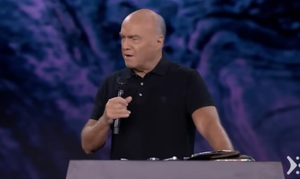 'Fasten your seat belt': Pastor Greg Laurie talks potential fulfillment of Bible prophecy in Israel-Hamas war