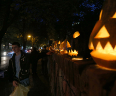 Priest apologizes for smashing 'satanic' Halloween pumpkins made by children