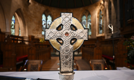 6 reasons why the Church should embrace the cross of Christ
