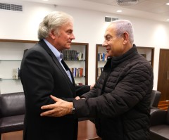 Franklin Graham prays with Netanyahu; Samaritan's Purse donates 21 ambulances to Israel