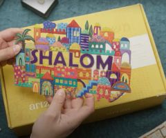 Gift box company working to combat anti-Semitism, educate people about Israel