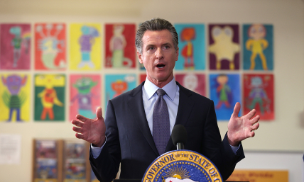  Gavin Newsom cancels in-person tree-lighting ceremony, cites Gaza protests