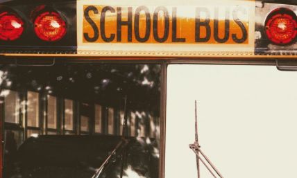 Superintendent clarifies memo telling school bus drivers to remove Christmas displays 