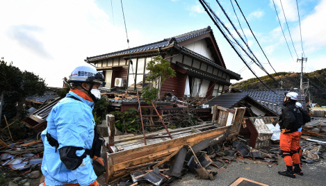 Powerful earthquakes kill at least 62, destroy hundreds of homes, buildings in Japan