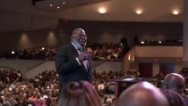 TD Jakes: ‘We like our heroes dead’