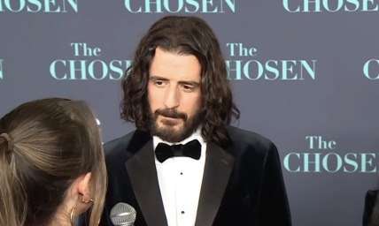 'The Chosen' star Jonathan Roumie encourages those who are struggling: 'God will show up'