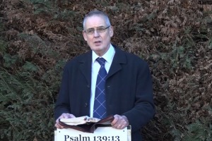 Judge to decide fate of British pastor facing prison for displaying Bible verse