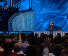 Joel Osteen weeps during prayer for 7-year-old boy shot in the head at Lakewood Church 