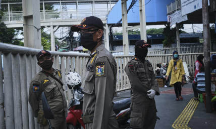 Islamic extremists targeting women, teens for radicalization, Indonesia counter-terrorism group warns