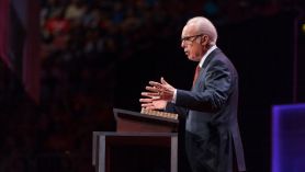 John MacArthur denounces Christian nationalism as 'faulty viewpoint' linked to postmillennialism