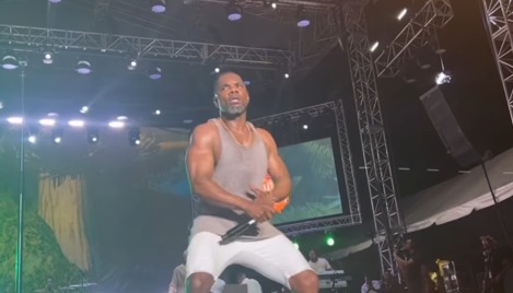 Kirk Franklin draws ire of Christians for dress, gyrating performance at Jamaican gospel concert