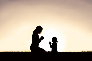 How do godly mothers pray? 