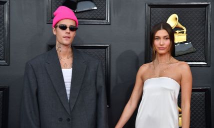 Justin and Hailey Bieber are pregnant; their parents are praising God