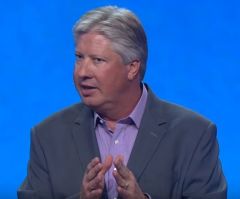 Pastor Robert Morris resigns as overseer at Church of the Highlands