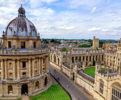 Oxford prof. pledges to mentor next generation of evangelist-apologists 