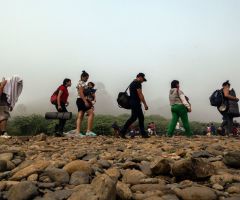 US agrees to pay for flights, help Panama deport migrants to stop illegal border crossings