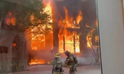 Historic First Baptist Dallas erupts in flames; Robert Jeffress says 'the people of God will endure'