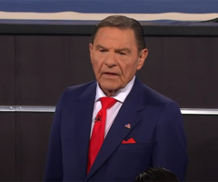 'Thank you, Jesus': Kenneth Copeland praises God for Bentley with Breitling clock as seed offering from dying man