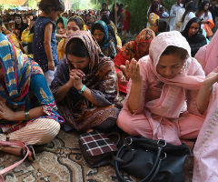 Muslim mob tries to kill Christian mother accused of blasphemy who could face life in prison