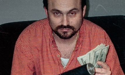 Buying cocaine, preaching Jesus: How the 'Undercover Pastor' kept faith in Christ despite darkness, temptation