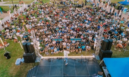 Texas A&M campus revival event draws nearly 1,500 students to worship Jesus; 62 baptized