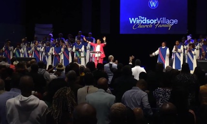 Windsor Village Church celebrates early prison release of former pastor Kirbyjon Caldwell