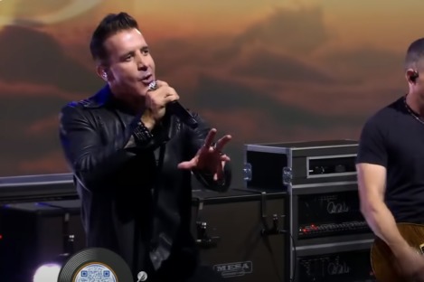 Creed's Scott Stapp issues call for unity, reminds fans US is 'built upon the Bible and the Word of God'