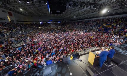 IRS urged to revoke tax-exempt status of Billy Graham org over ‘electioneering’