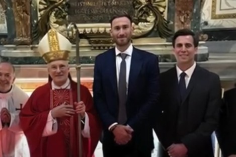 Retired NBA player Gordon Hayward converts to Catholicism