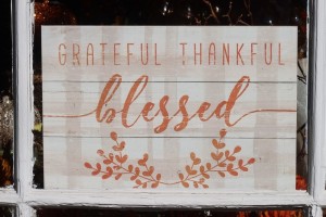 4 simple ways to raise thankful kids this November