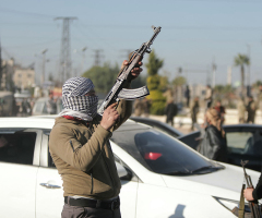 Syrian rebels steal food aid from Christians; watchdog warns of 'ethnic cleansing'