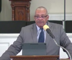  Pastor tells church 'sometimes violence is necessary,' appears to link Elon Musk's DOGE to 'the devil'