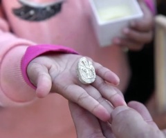 Little girl discovers 3,800-year-old Canaanite seal on family trip near Beit Shemesh, Israel