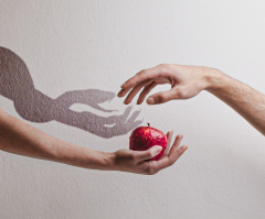 There's only one way to fight temptation as a Christian 