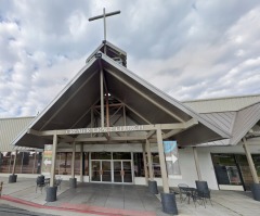 Man claims megachurch youth pastor’s 16-year-old daughter began sexually abusing him at 14