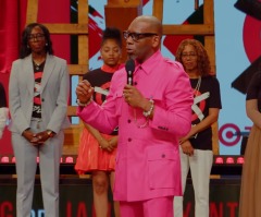 Pastor Jamal Bryant plans Memorial Day weekend Target protest to remember George Floyd