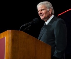 Franklin Graham meets with Zelensky, prays for peace: 'Give them a path forward'