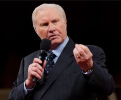 Jimmy Swaggart, famed televangelist brought down by scandal, dies at 90