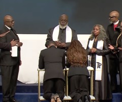 TD Jakes hands over leadership of The Potter’s House to daughter, son-in-law: 'A mantle was passed with power'