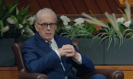John MacArthur reportedly expressed assurance of salvation on death bed: 'I feel no sting'