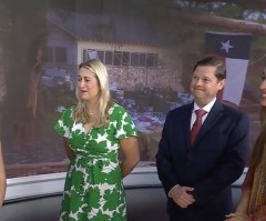 Lauren Daigle surprises Camp Mystic survivor who rewrote 'Hallelujah' in tribute to fallen campers