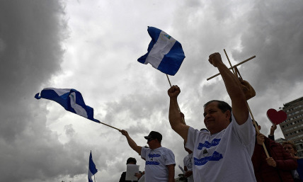 Human rights group demands release of Nicaraguan pastor, family arrested amid worsening religious repression