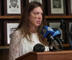 Charlie Sheen donates $1,000 to mom assaulted in Cincinnati brawl 