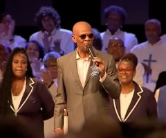 Pastor returns to megachurch after being released from prison for $3.6M fraud conviction