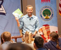 'God's not done with America': Kirk Cameron leads children's story hour at Library of Congress