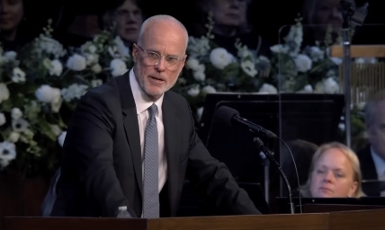 John MacArthur's son shares father's final words to him, grows emotional during memorial service